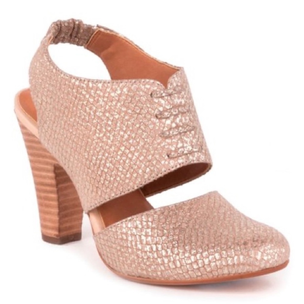 Seychelles NWOB Whirl Metallic Anthro Leather Block Heels